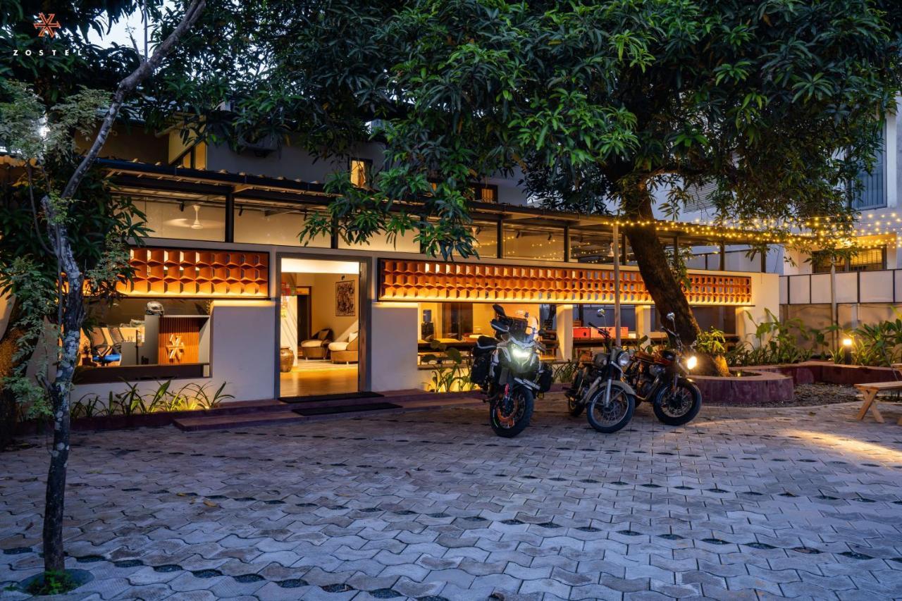 Zostel Kochi Hostel Exterior photo