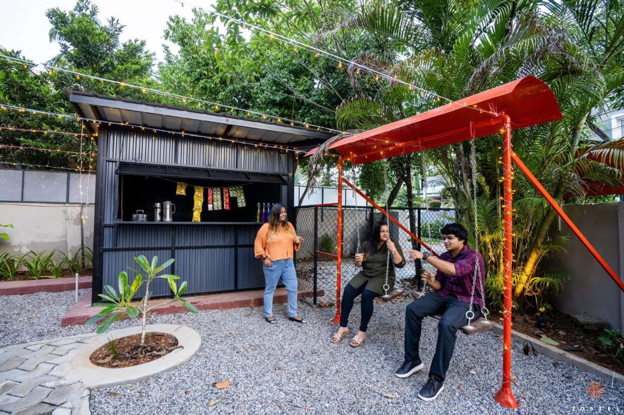 Zostel Kochi Hostel Exterior photo