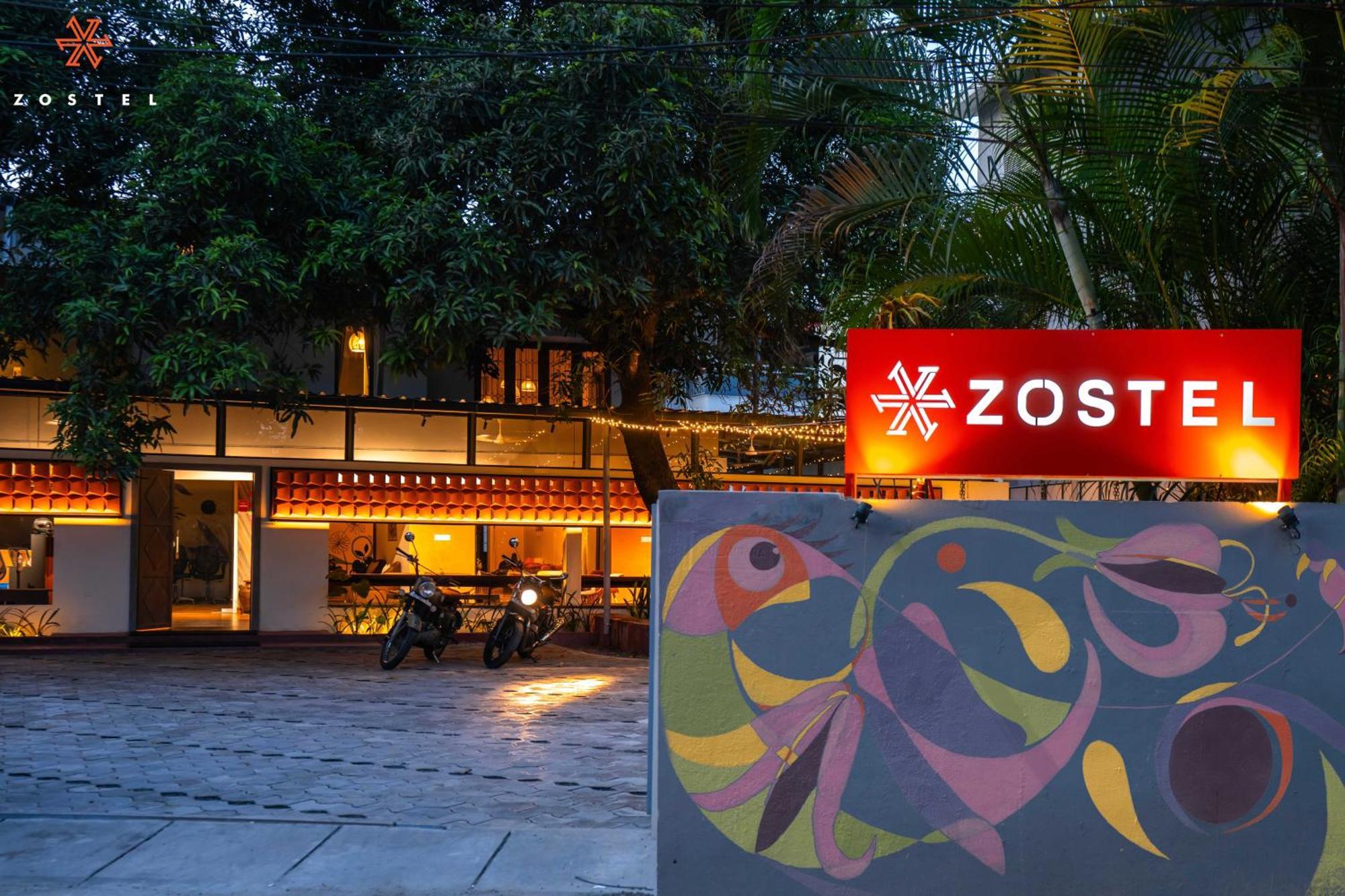 Zostel Kochi Hostel Exterior photo