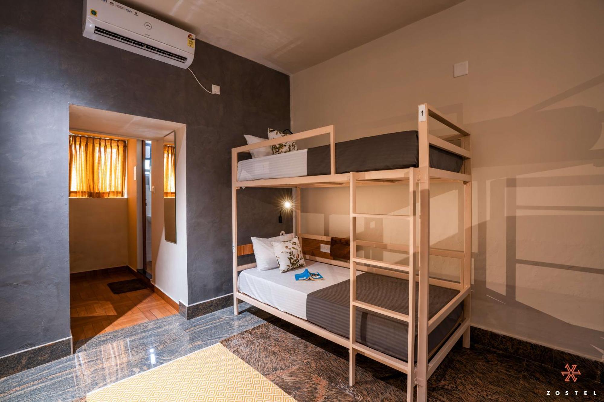 Zostel Kochi Hostel Exterior photo